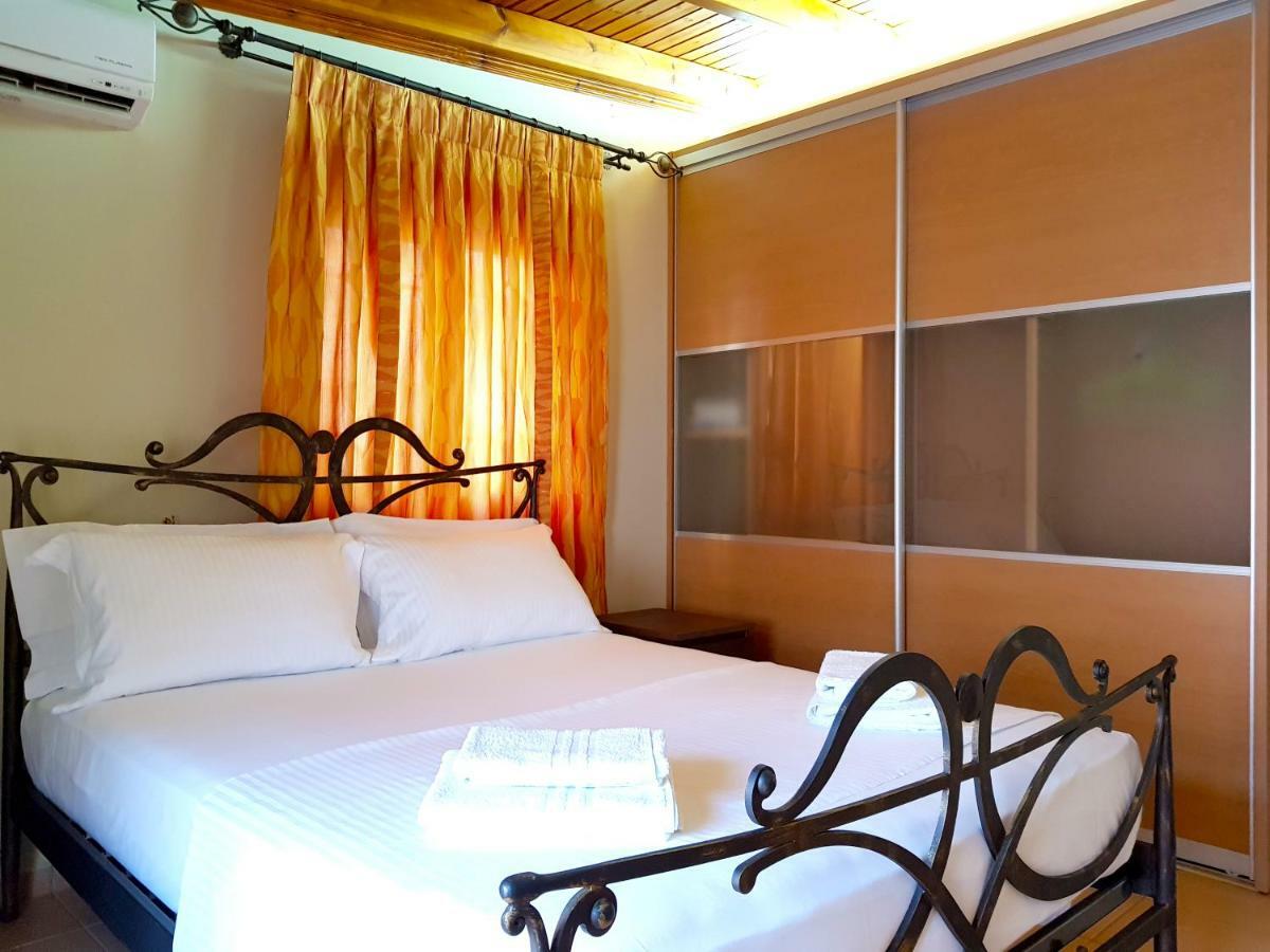 Villa Smeralda Sarandë 외부 사진